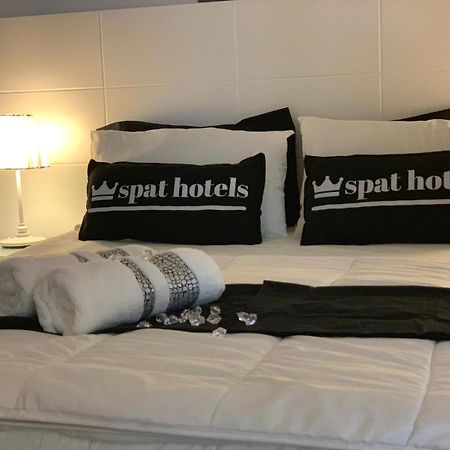 Spat Apartments Бат-Ям Экстерьер фото