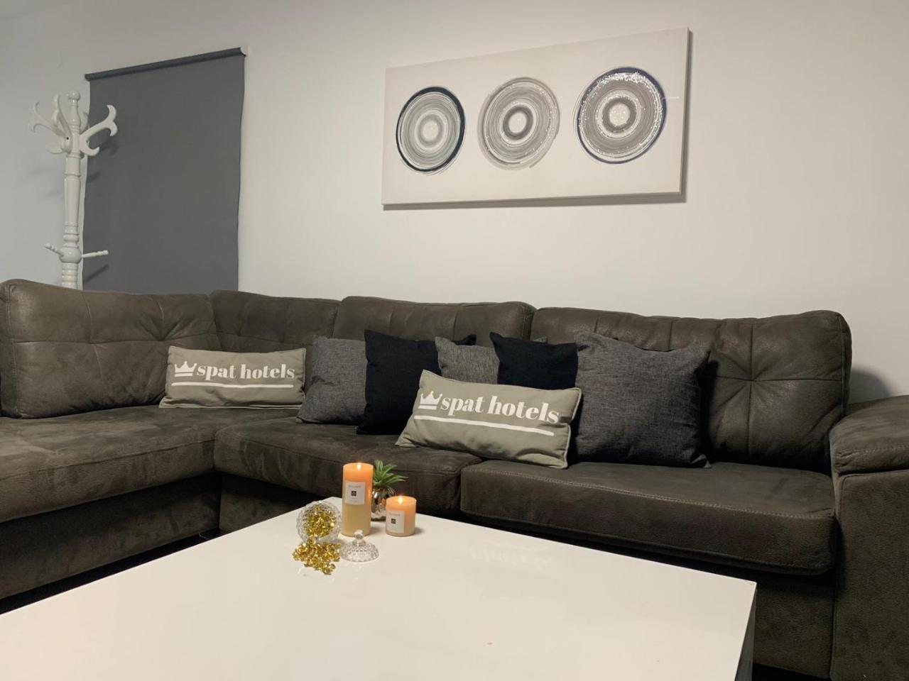 Spat Apartments Бат-Ям Экстерьер фото